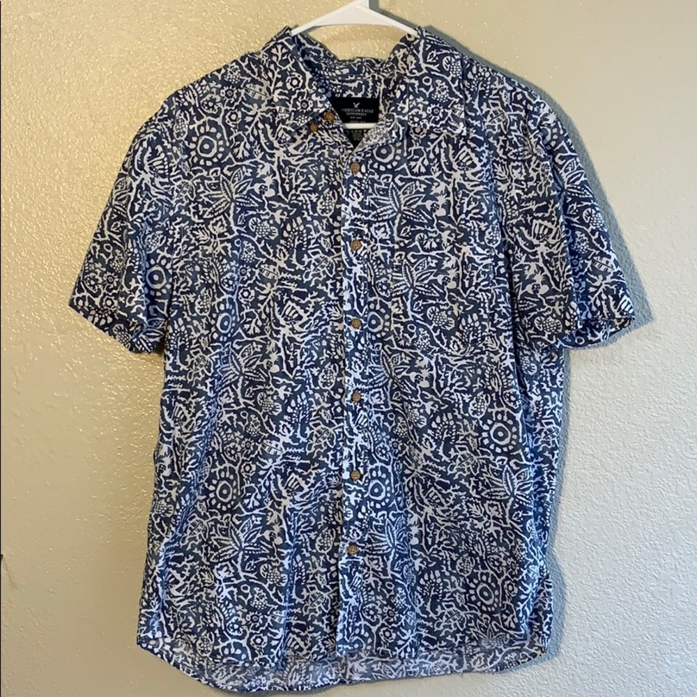 Men’s cabana style button up shirt